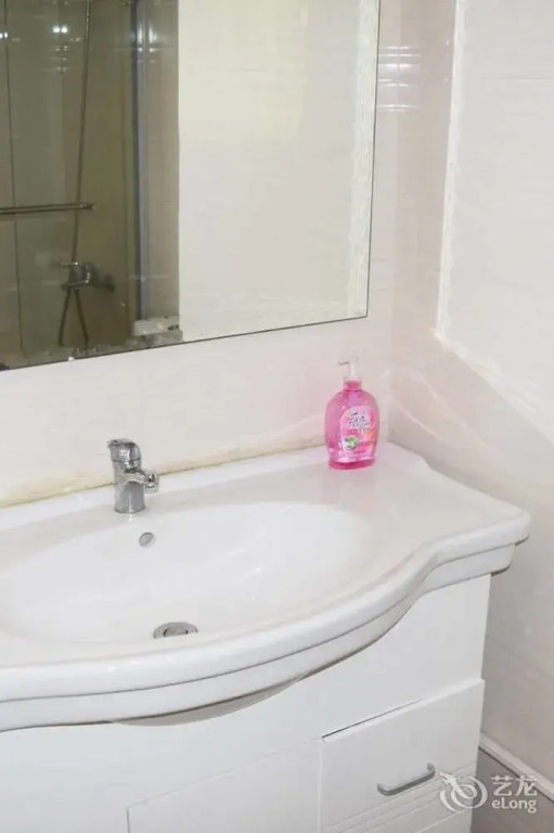 Shanghai Hengsheng Peninsula Hotel Apartment