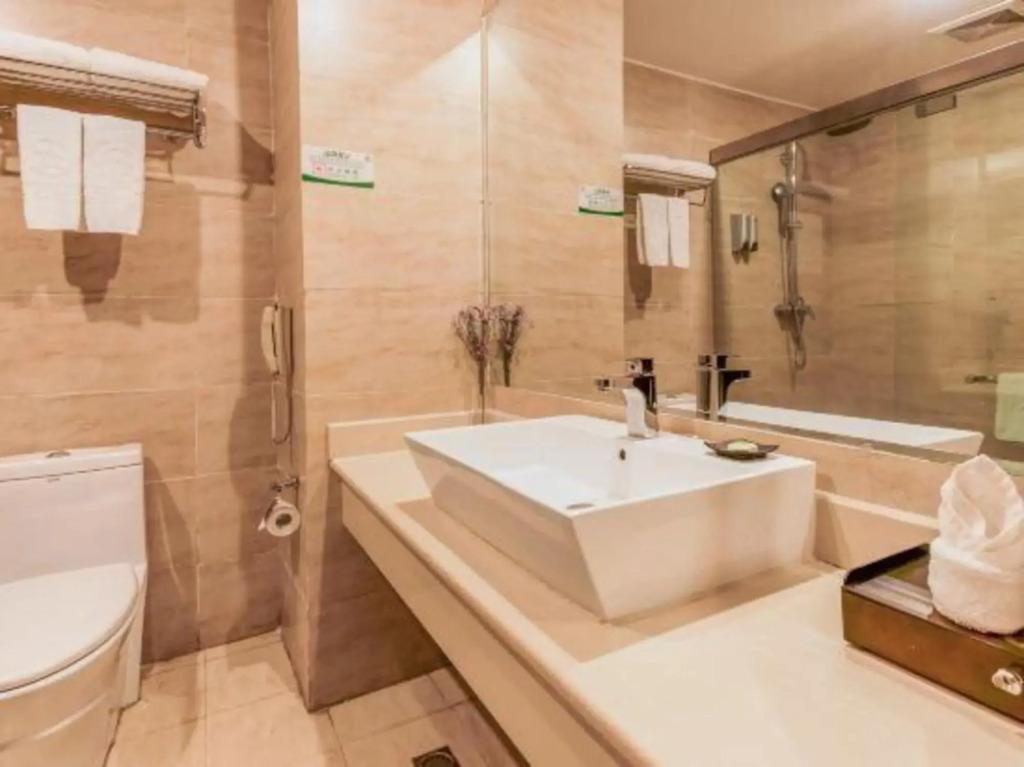 Linzhi Impression Hotel