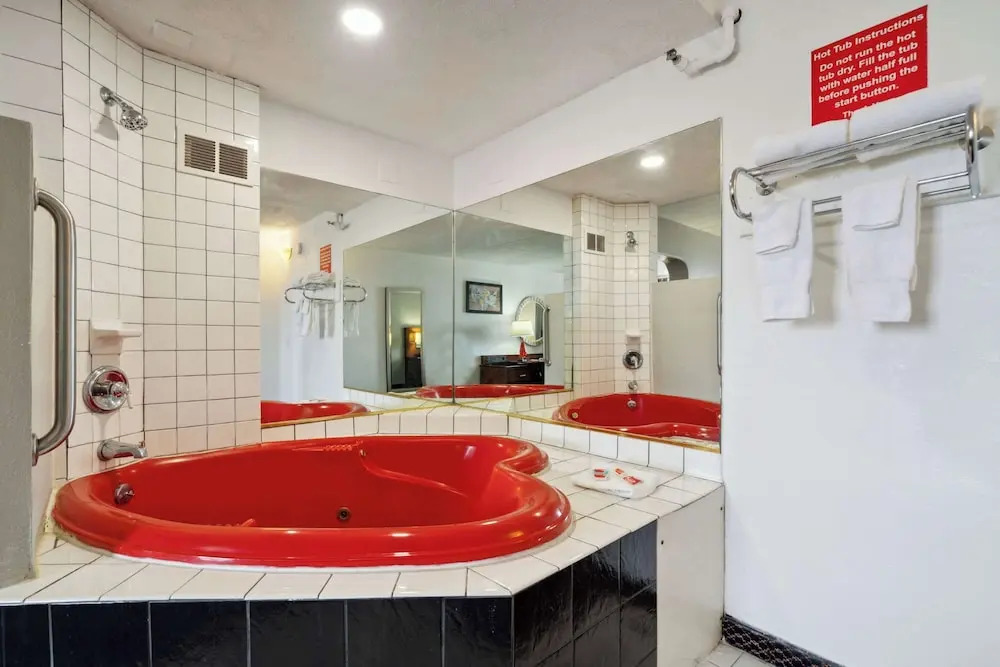 Quality Inn & Suites Waterloo-Ia (us)