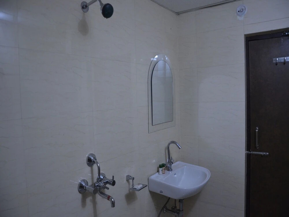 OYO 8074 Hotel G 9