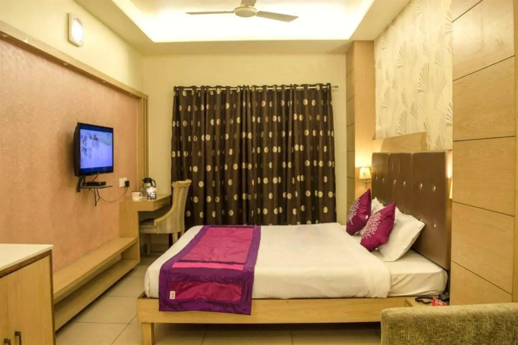 FabHotel Prime The Oasis