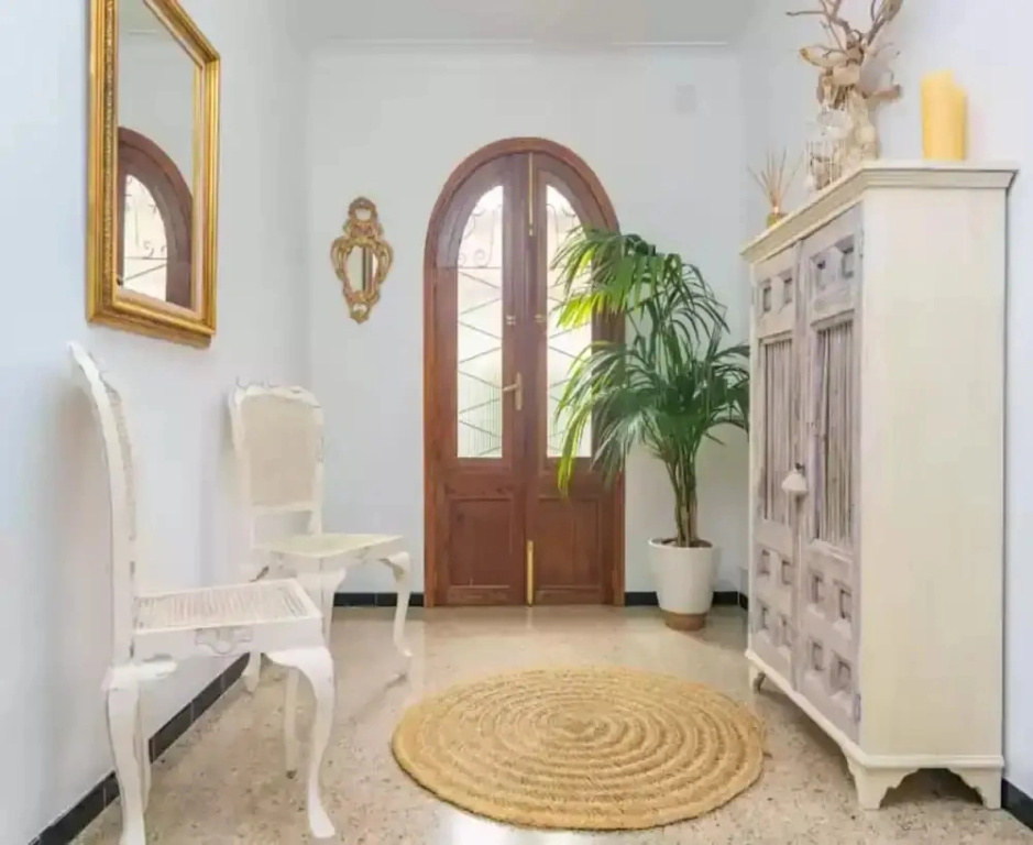 Construcciones Balaguer - Villa With Private Pool