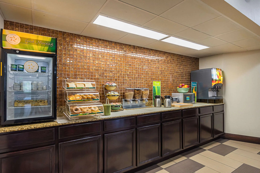 Quality Inn Airport - Southeast
