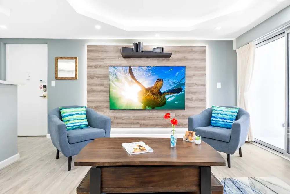 Scandia Tower Condo with 2BR and 2BA with Parking