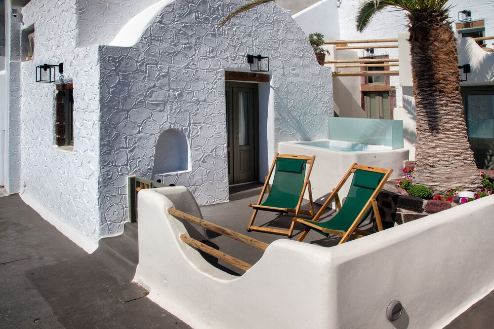 Athina Aperto Suites