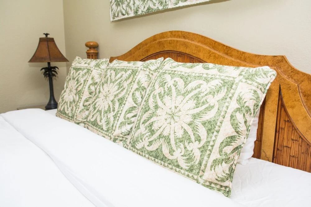 Kaanapali Shores 161 2 Bedroom Condo by RedAwning