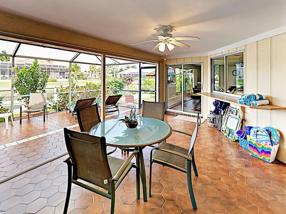 71 Manor Terrace Home 3 Bedrooms 2 Bathrooms Home