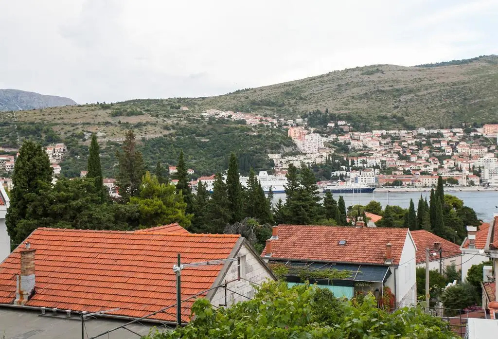 Apartments Miljak