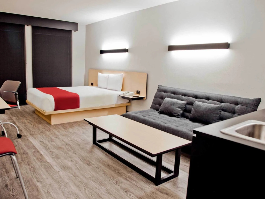 City Express Plus by Marriott Ciudad de México Mundo E
