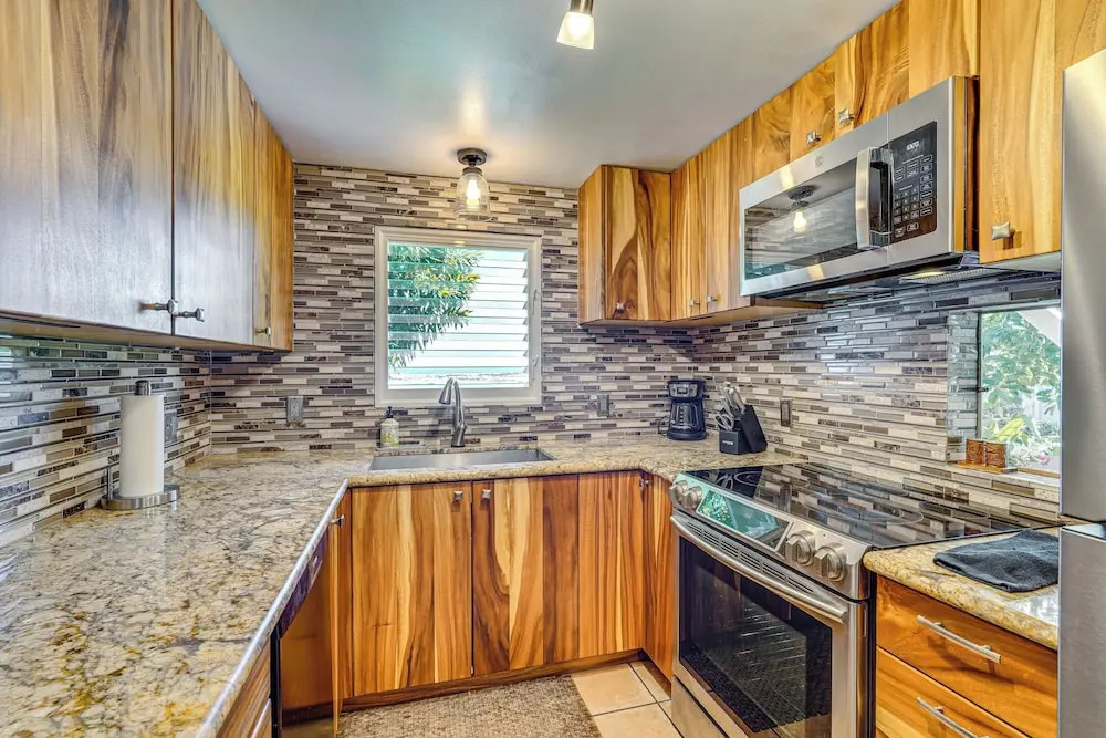 Ultimate Oceanfront Townhome w/ A/C On Kona Coast