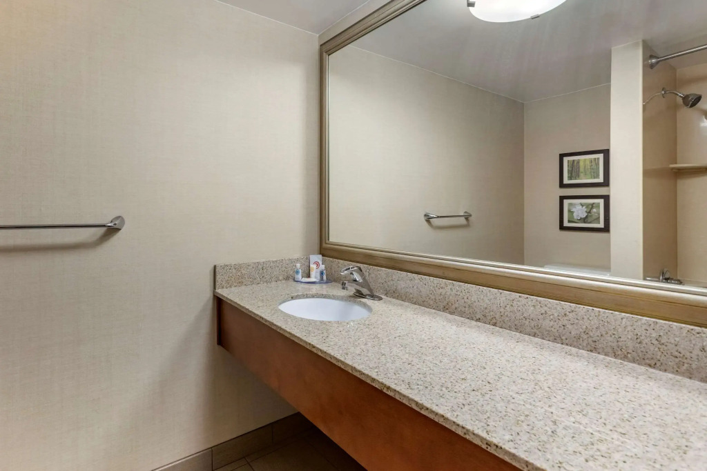 Comfort Inn