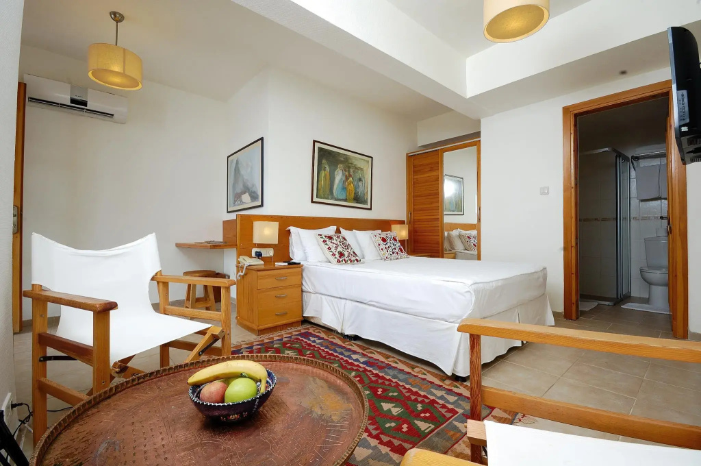 Lycia Hotel