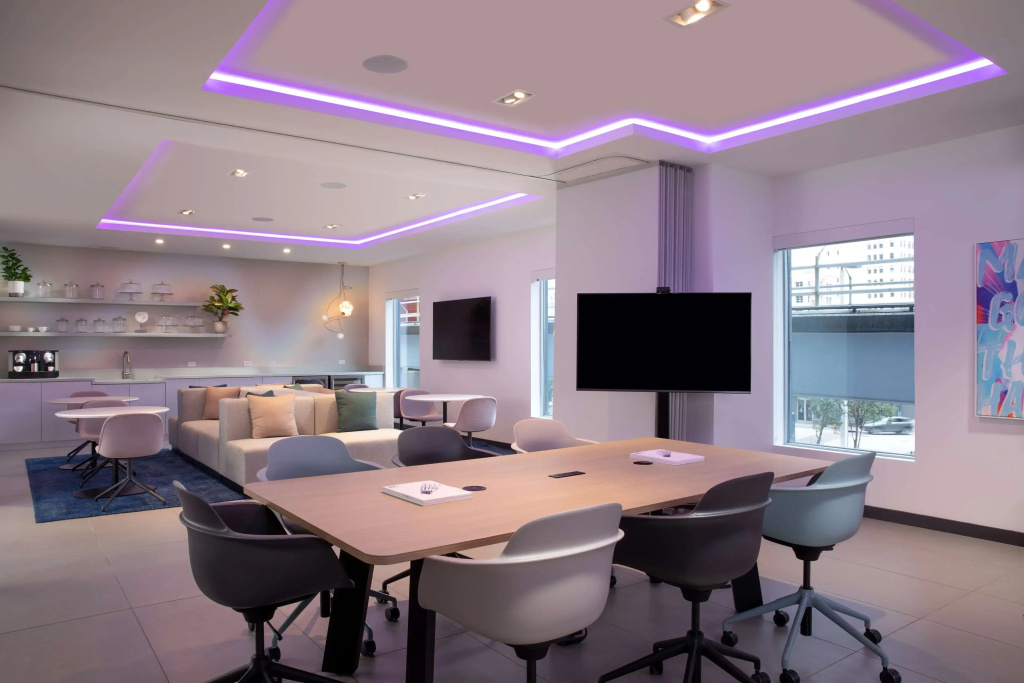 YOTEL Miami
