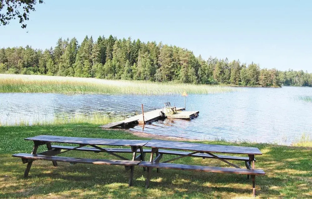 Stunning Home in Linneryd With 2 Bedrooms and Wifi