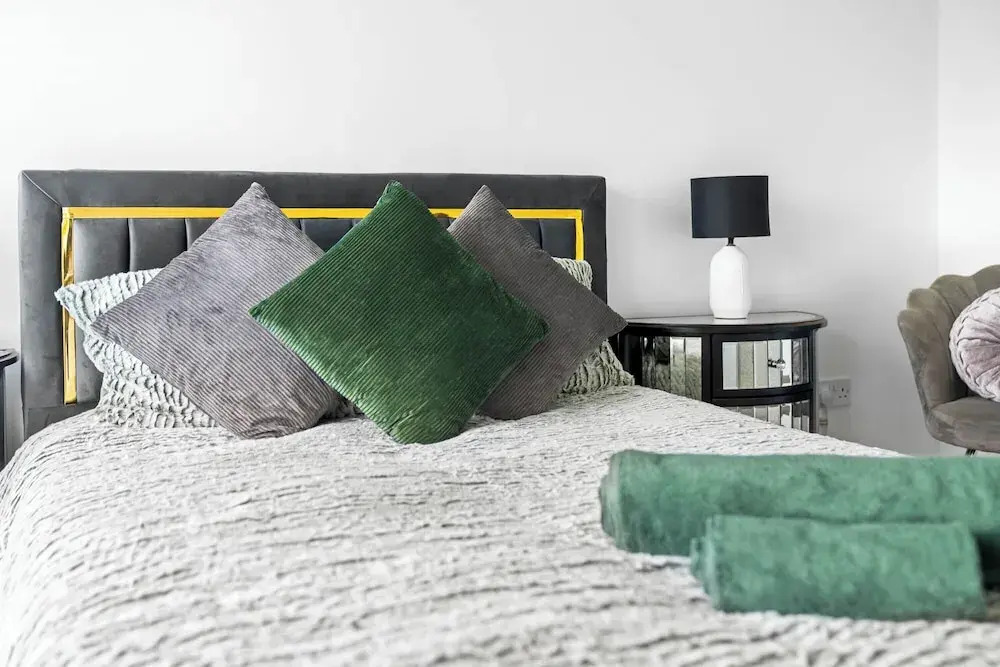 The Rock, Solihull Retreat Birmingham Airport