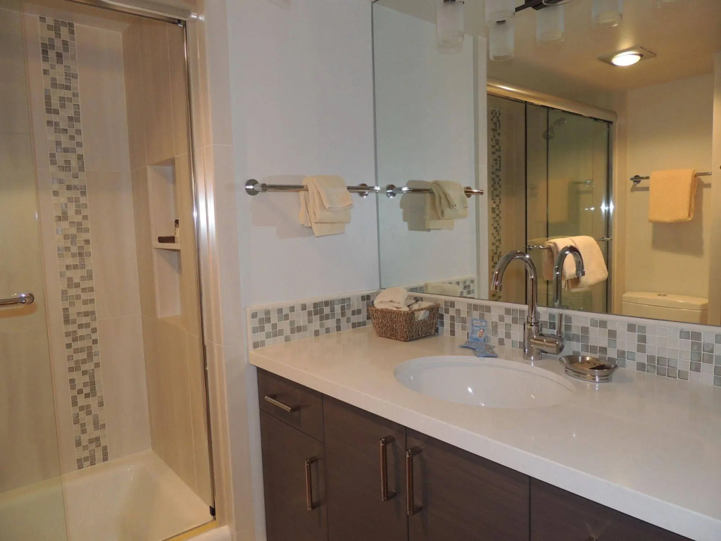 Lift One Condominiums - 1, 2, 3 Bedroom Units Adjacent To Downtown Aspen