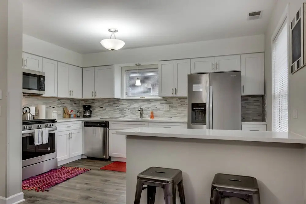 Great 6 BR/4 BA house for larger groups up to 12 by AllSet Turnover