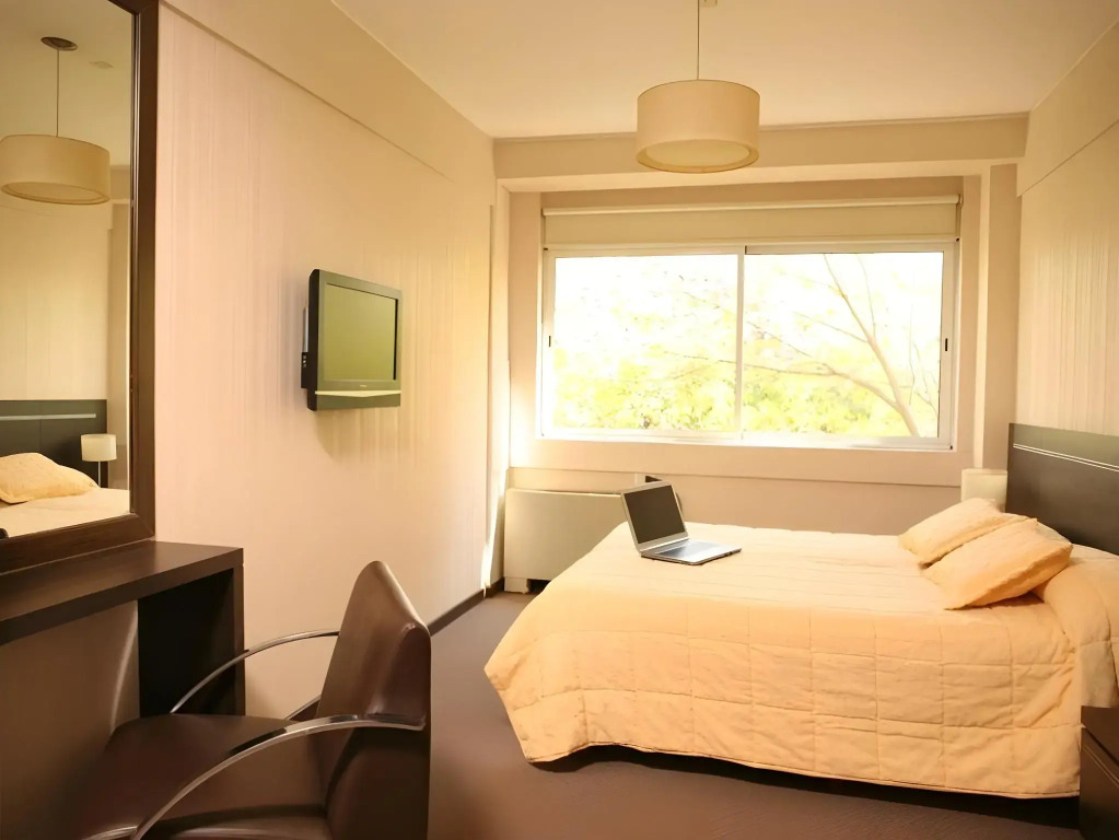 Sarum Hotel Design