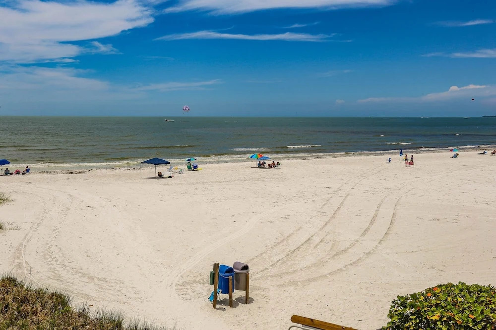 30-40 Gulf Beach Road Southern Dream Whole House