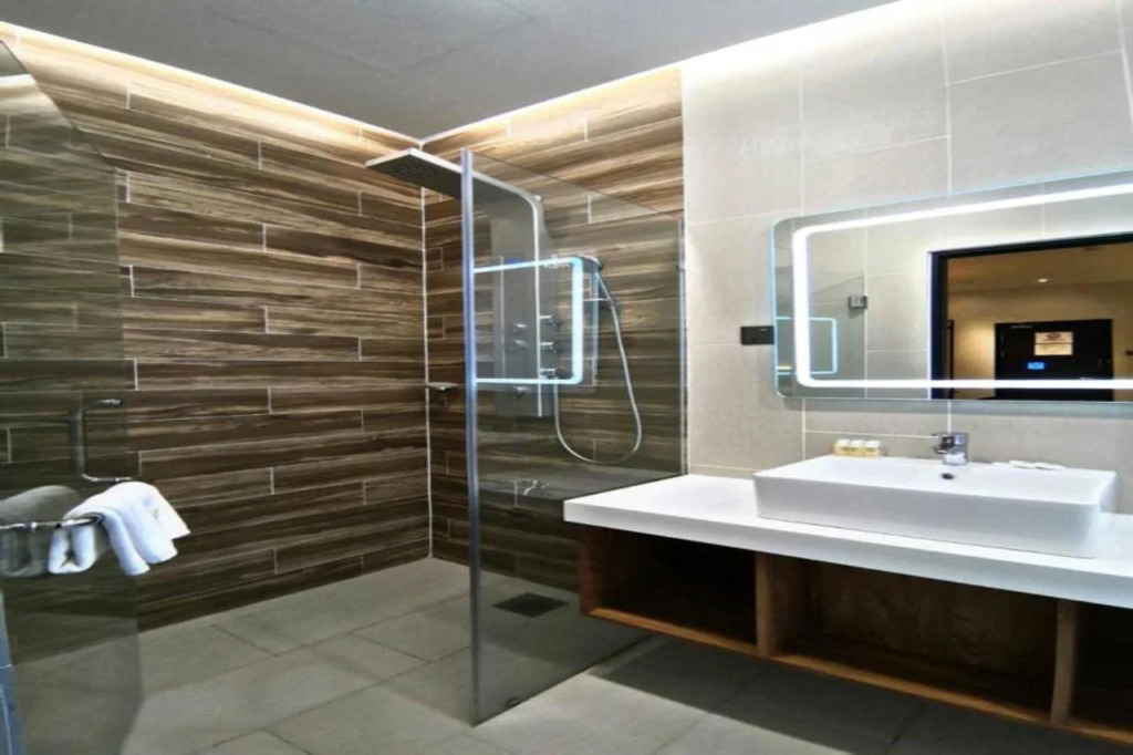 Roxy Hotel Padungan