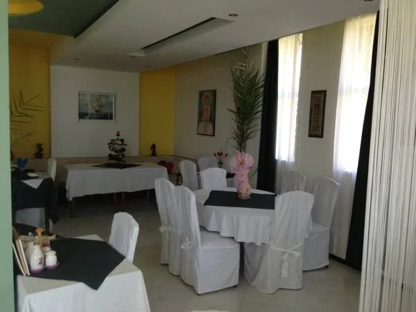 Kentavar Family Hotel