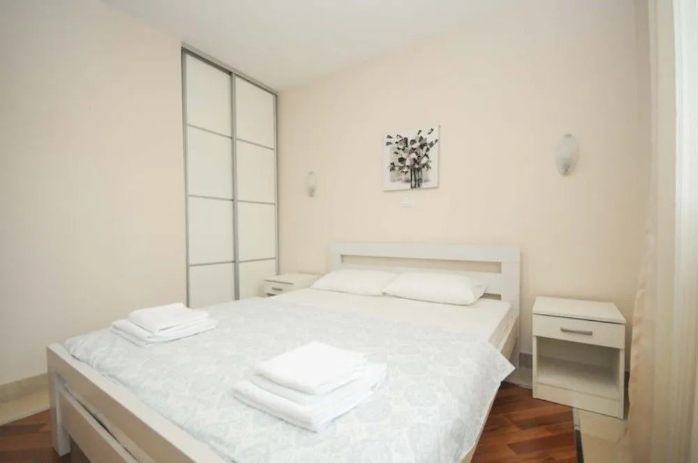 Lusso Apartments Budva