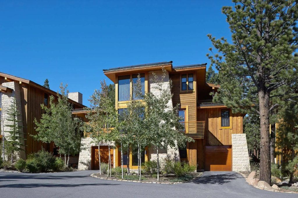 Obsidian Residence Club