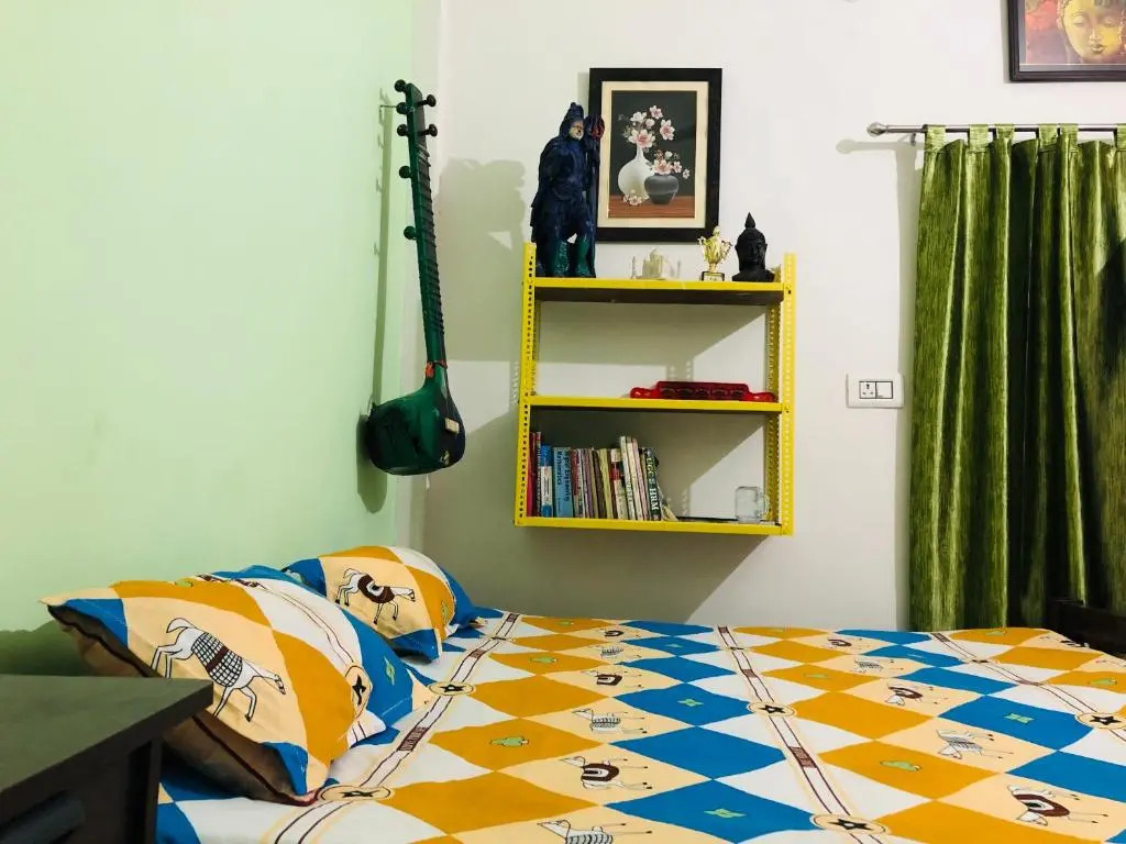 Cheerful 2 bedroom at private roof top