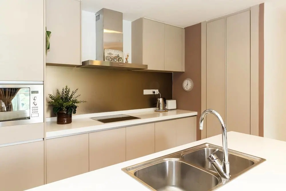 Cozy 2 BR Near KL Tower, Lush Greenery