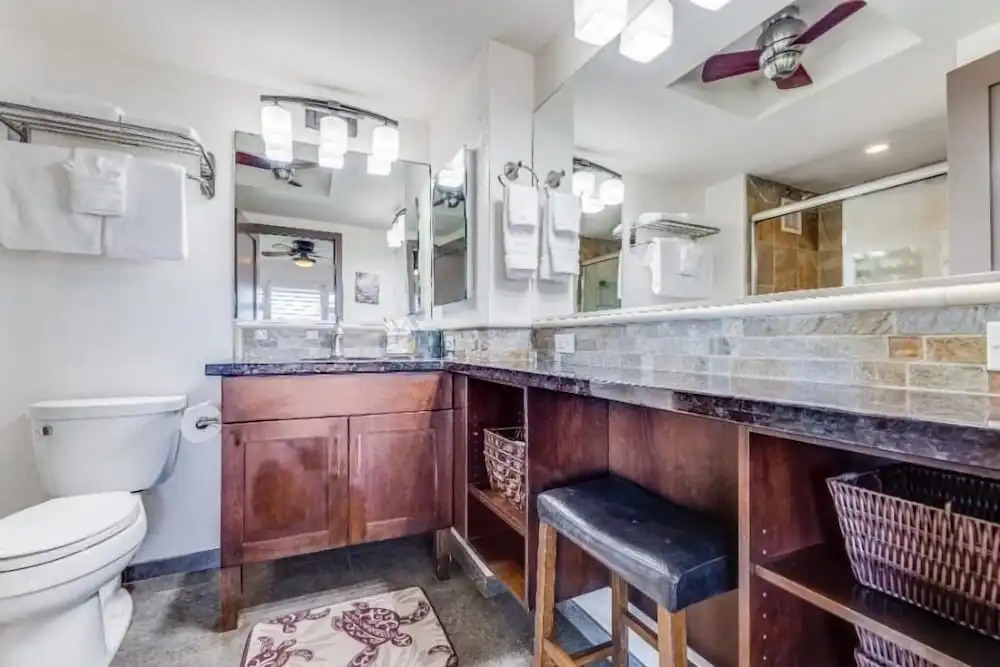 Menehune Shores, #115^ 3 Bedroom Condo by RedAwning