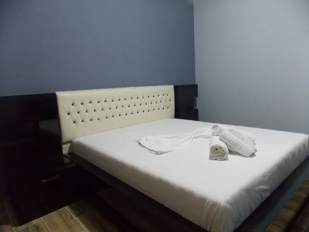 My Luxury Apartments 3