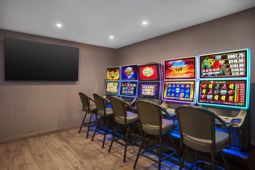 Holiday Inn Calgary Airport by IHG