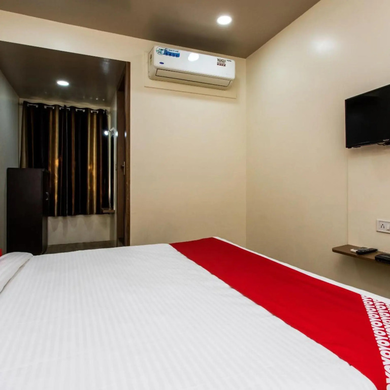 OYO 11929 Hotel Ridhi Sidhi