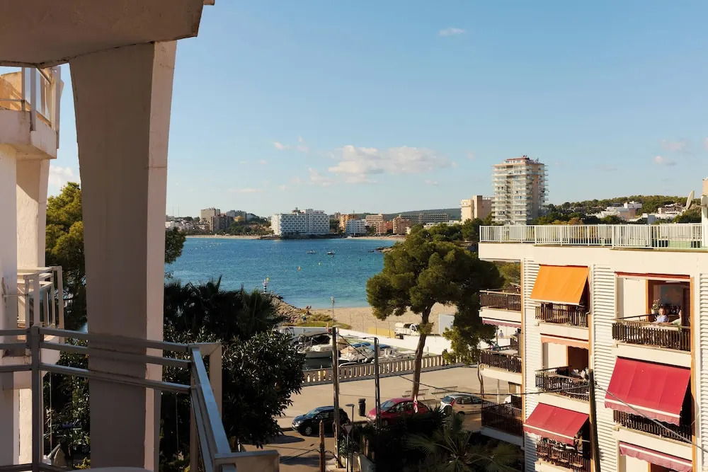 Suites Roc Portonova