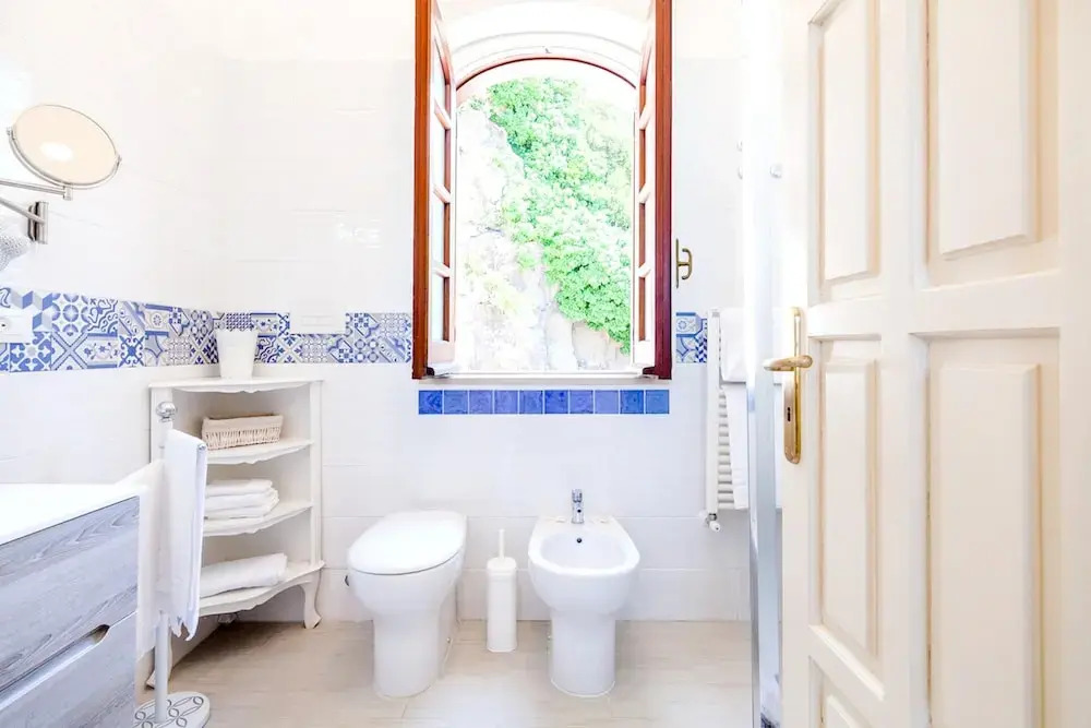 Villa With 4 Bedrooms in Forio, With Wonderful sea View, Private Pool, Enclosed Garden