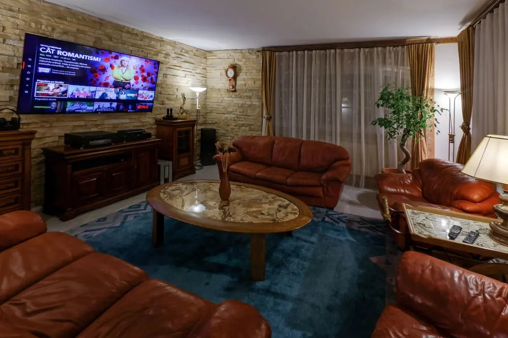 FOREST RETREAT Luxury Villas
