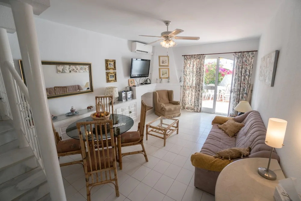 Casa Urbanización Los Pinos 15