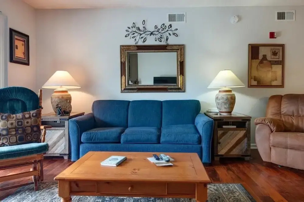 Whispering Pines 433
