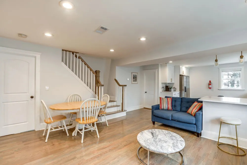 Long Branch Getaway - Walk to Beaches & Dining!