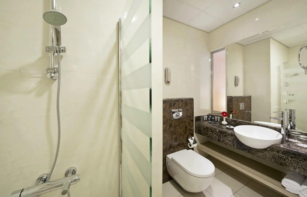 Al Khoory Executive Hotel, Al Wasl