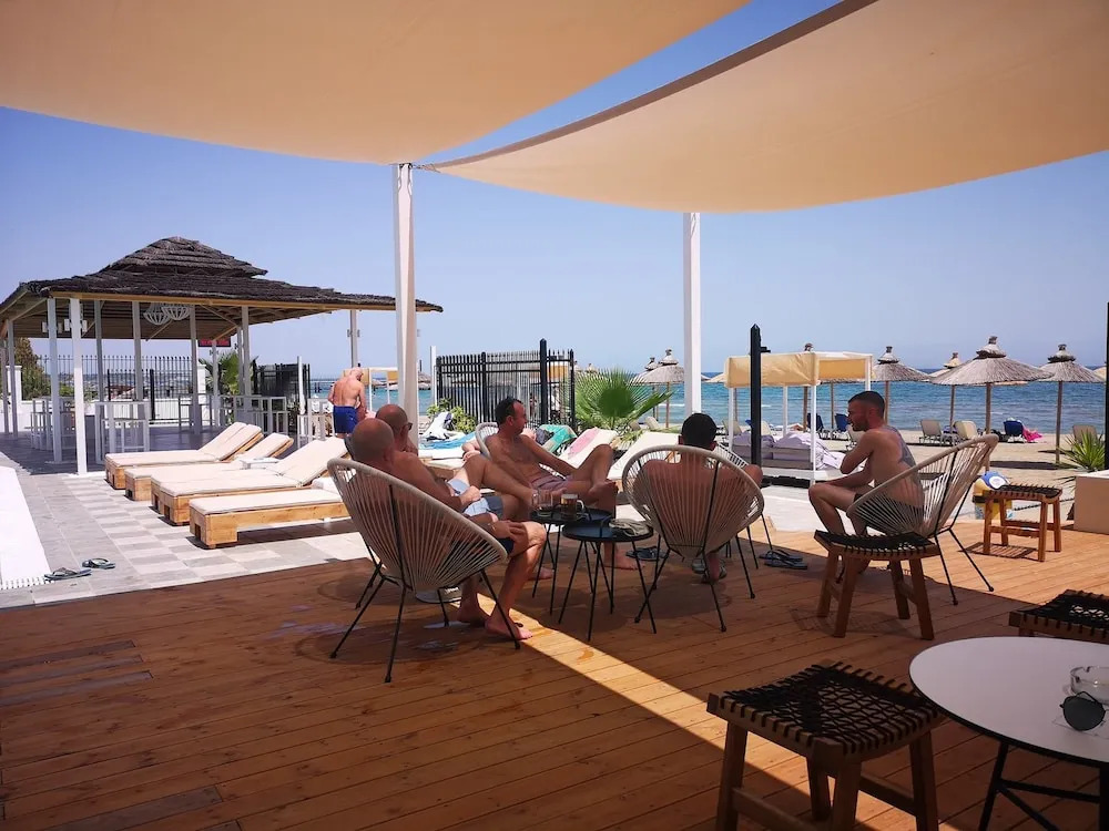 Ammos Apartments