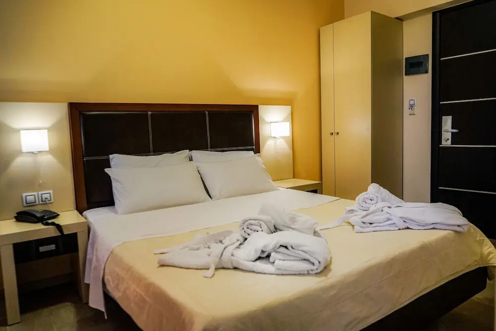 Kokoni Beach Hotel