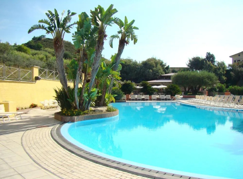 Hera Club Resort