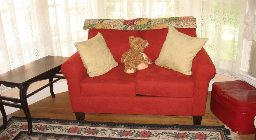 Hugging Bear Inn