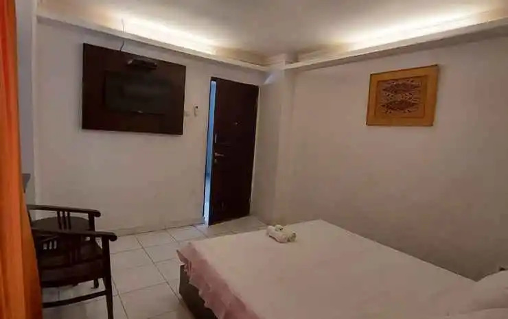 Hotel New Season