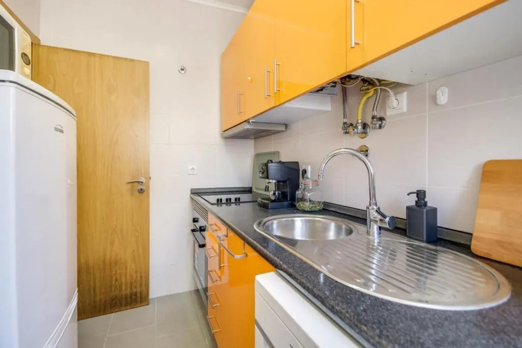 GuestReady -- Cream and Wood Stay in Alcântara