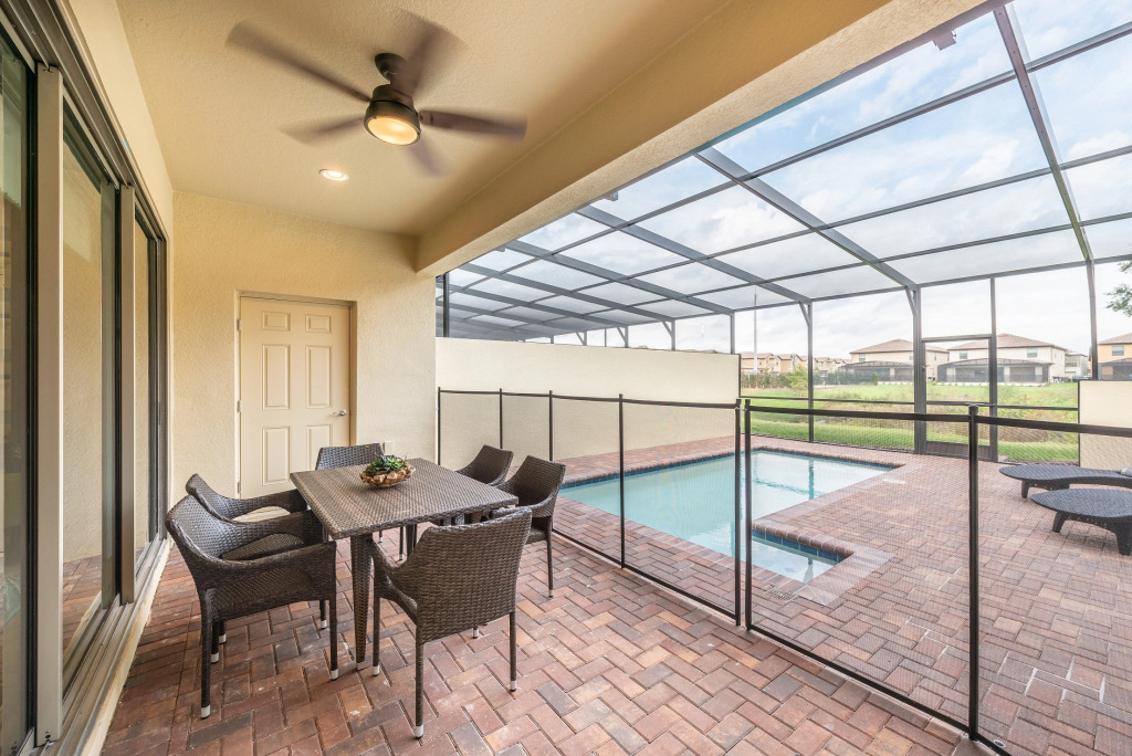 WW8899GC - 4 beds new pool home - Gated resort
