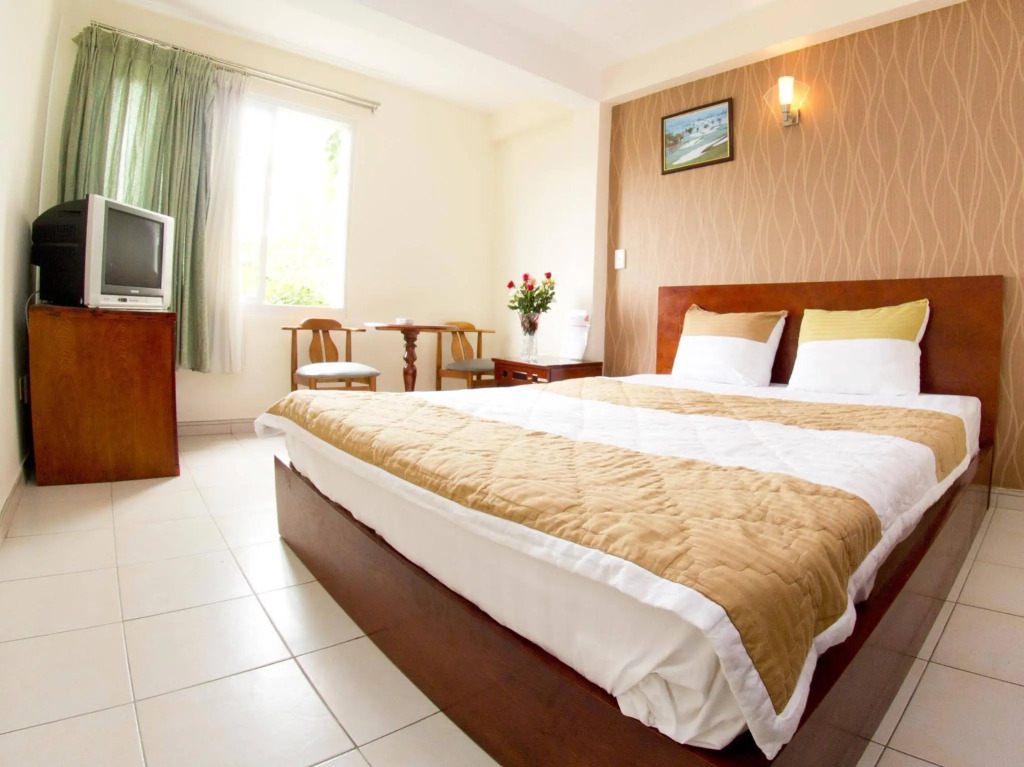 Phong Lan Hotel
