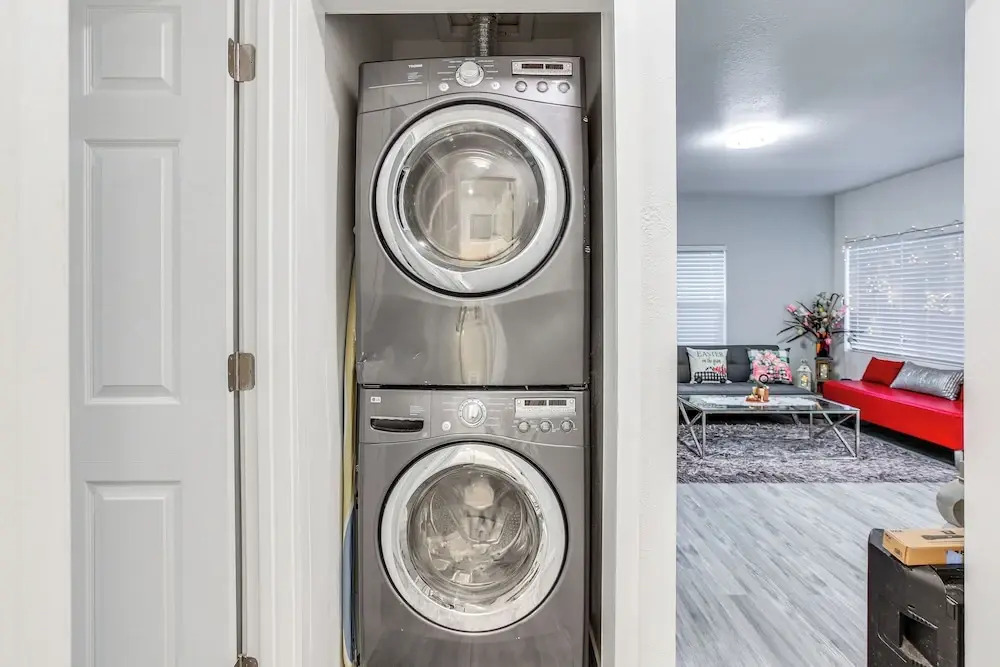 Charming Auburn Home: 15 Mi to Downtown Tacoma!