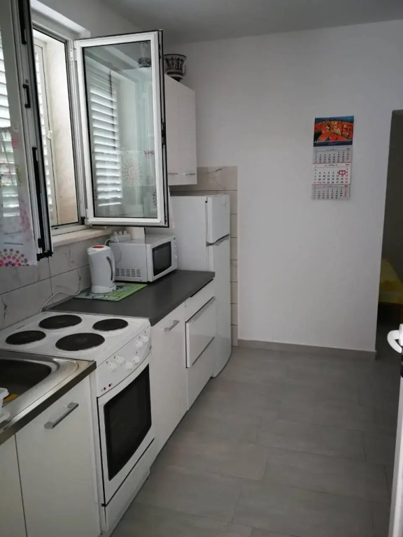 Apartments Ustavdic